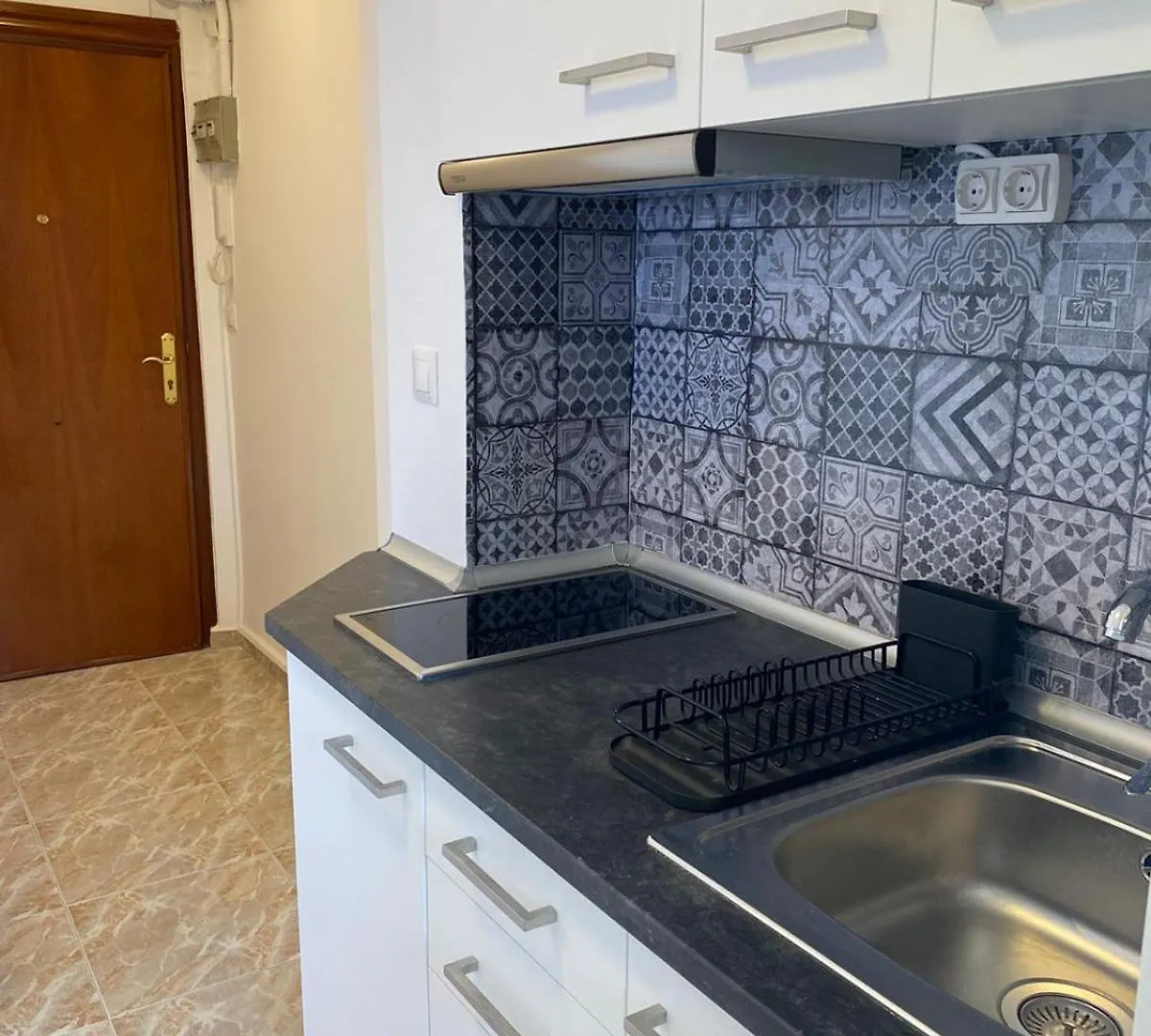 Dalia Apartment Torremolinos 0*,